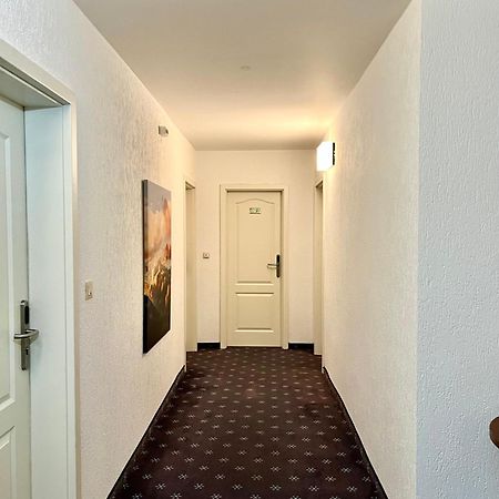 Hotel Neo Cologne Bonn Airport Rosrath Bagian luar foto