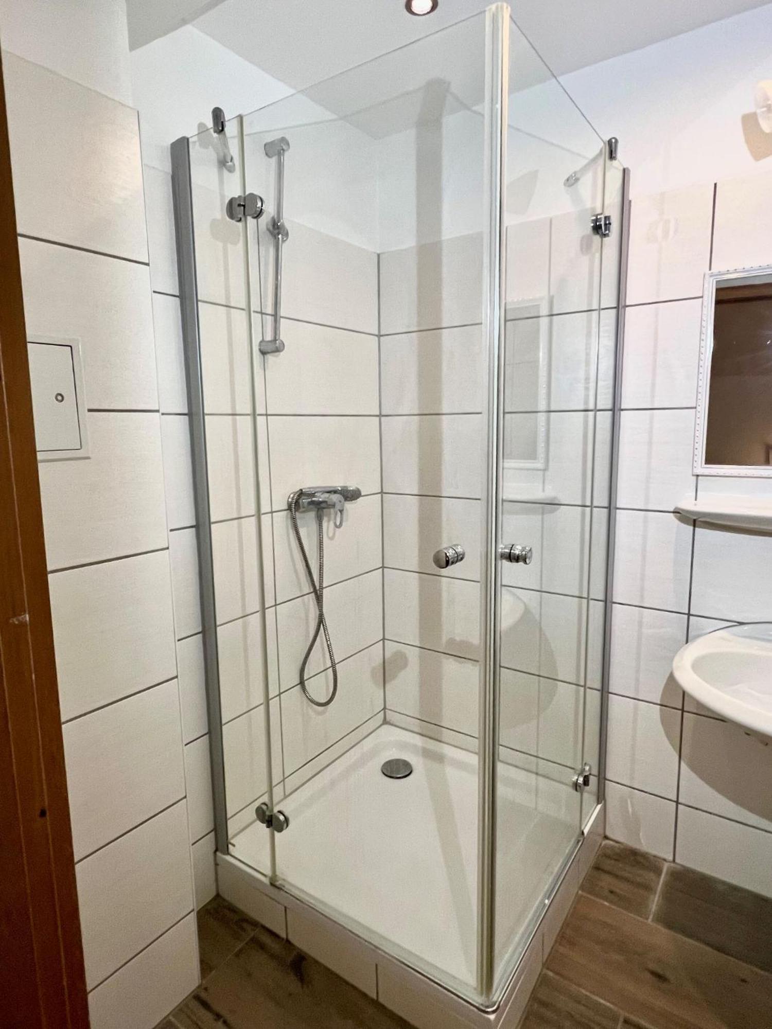 Hotel Neo Cologne Bonn Airport Rosrath Bagian luar foto