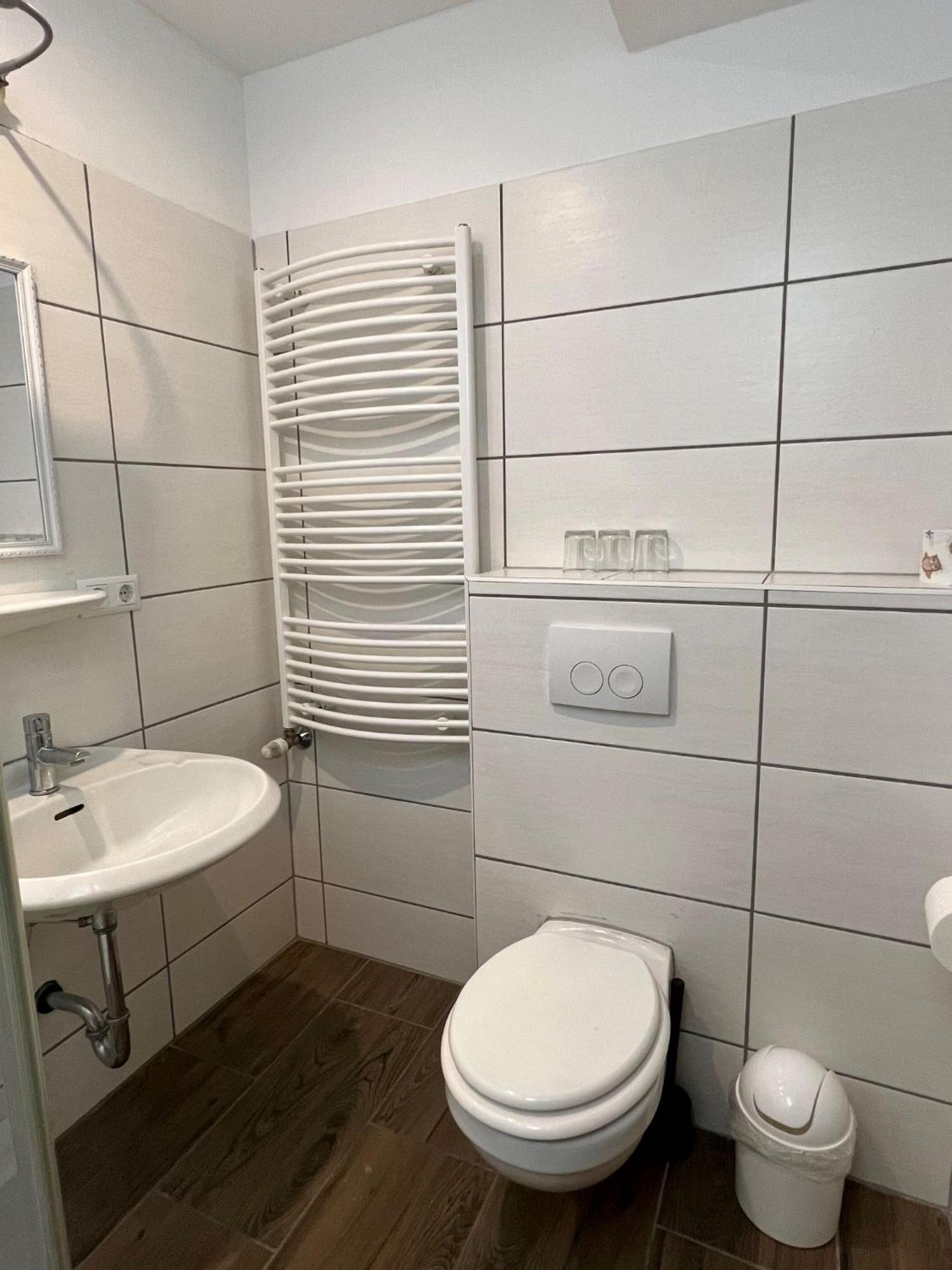 Hotel Neo Cologne Bonn Airport Rosrath Bagian luar foto